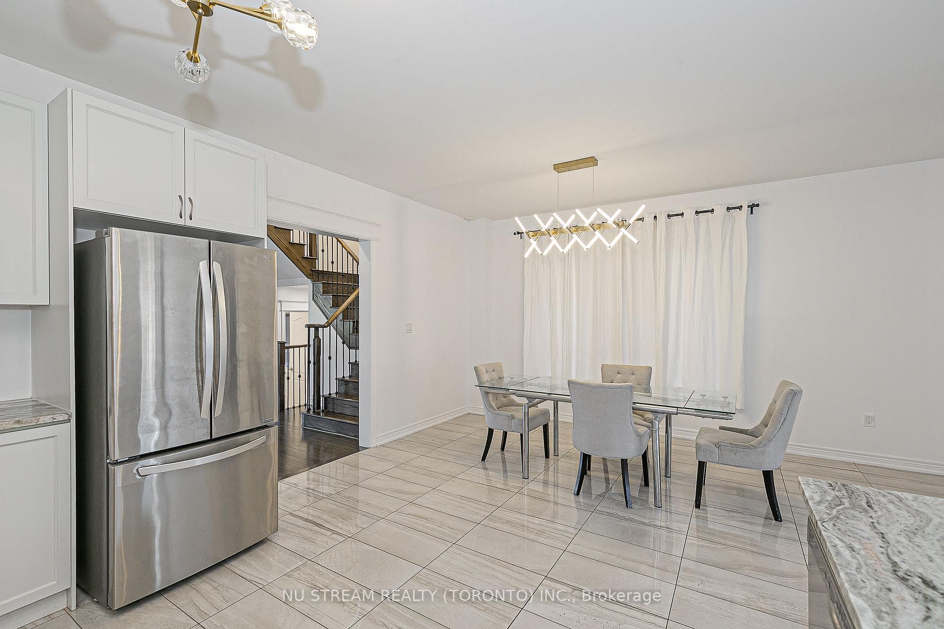 194 Paradelle Drive photo 18