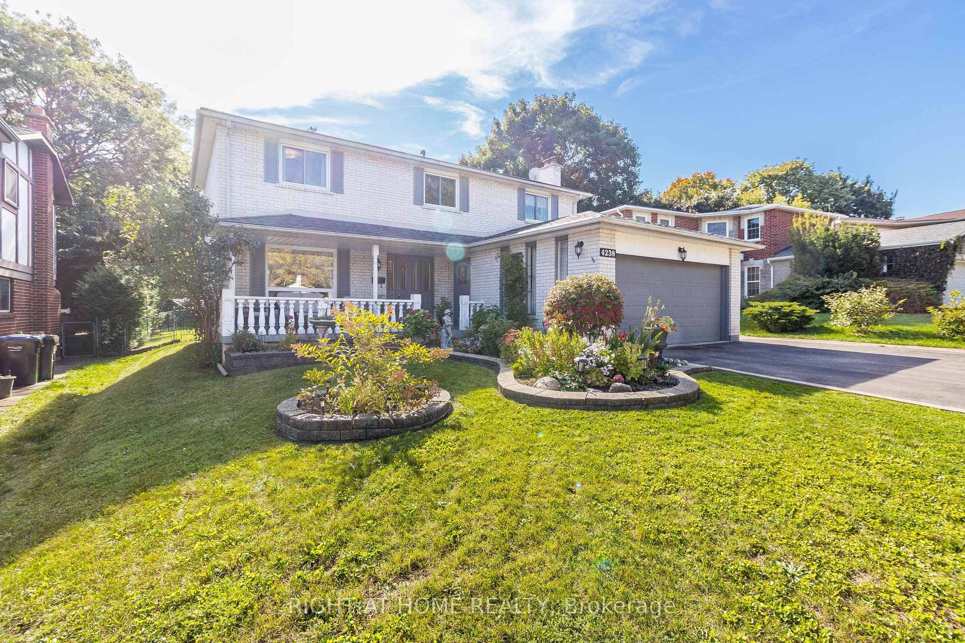 4238 Garnetwood Chase photo 1