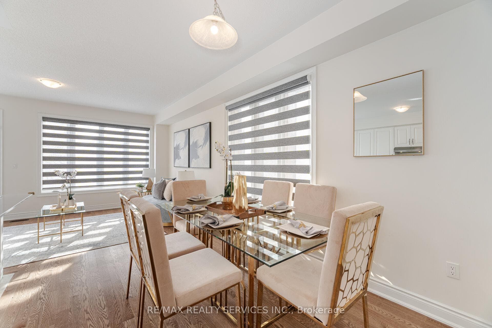 83 Bermondsey Way photo 10