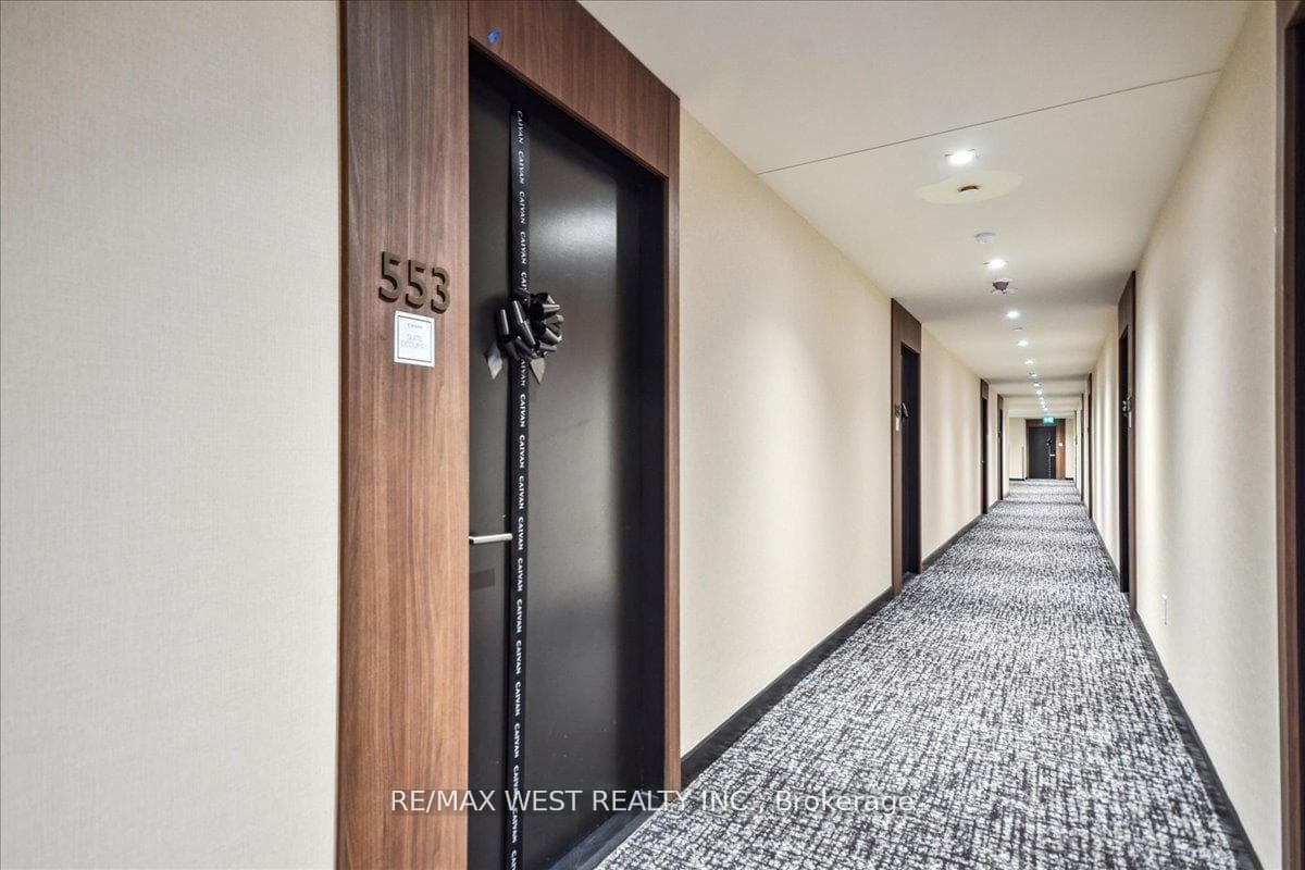 2501 Saw Whet Boulevard Unit 553 photo 1