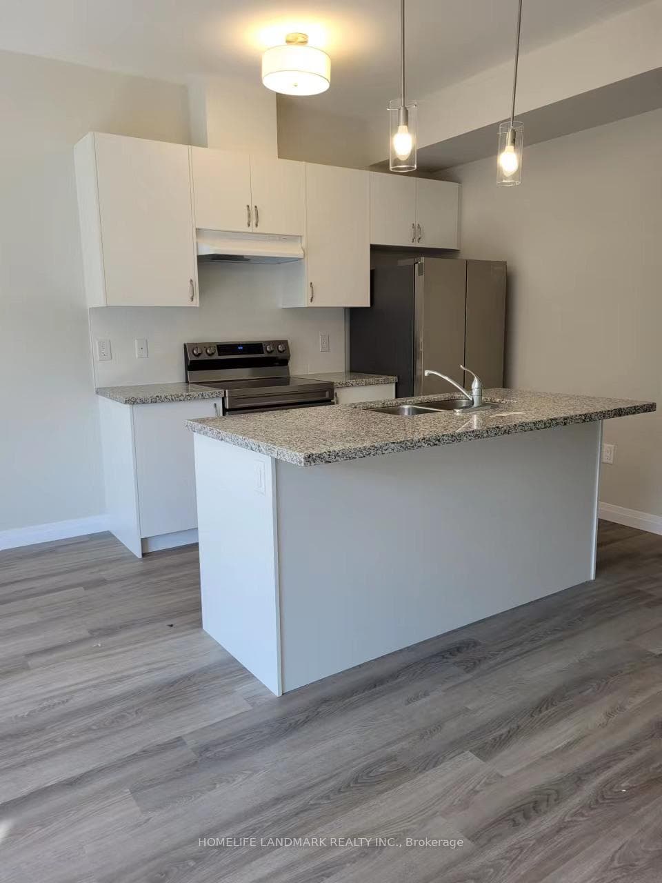 270 Melvin Avenue Unit 37 photo 5