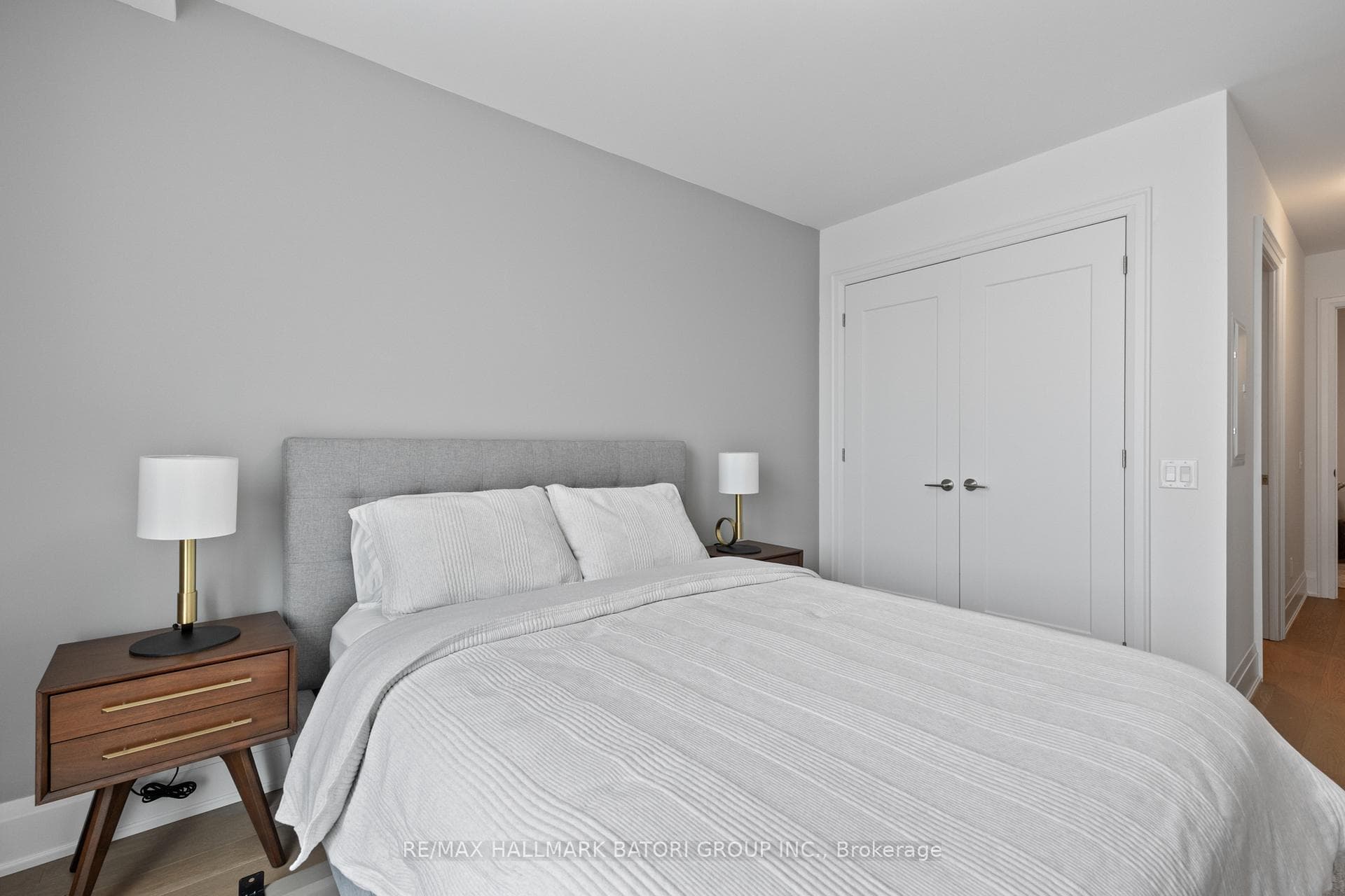 280 Howland Avenue Unit 310 photo 11