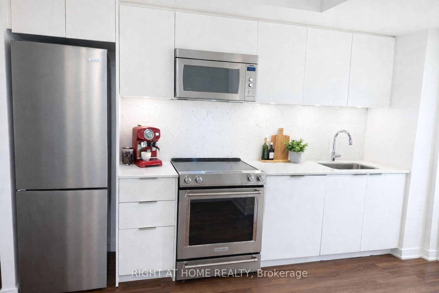 30 Samuel Wood Way Unit 2109 photo 3