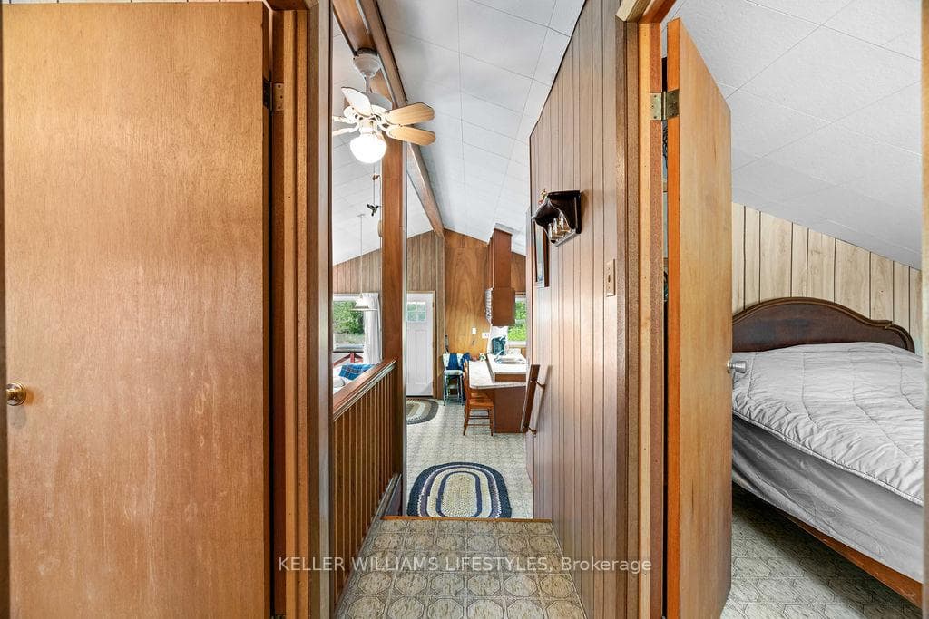 7403 SANDERSON Road photo 17