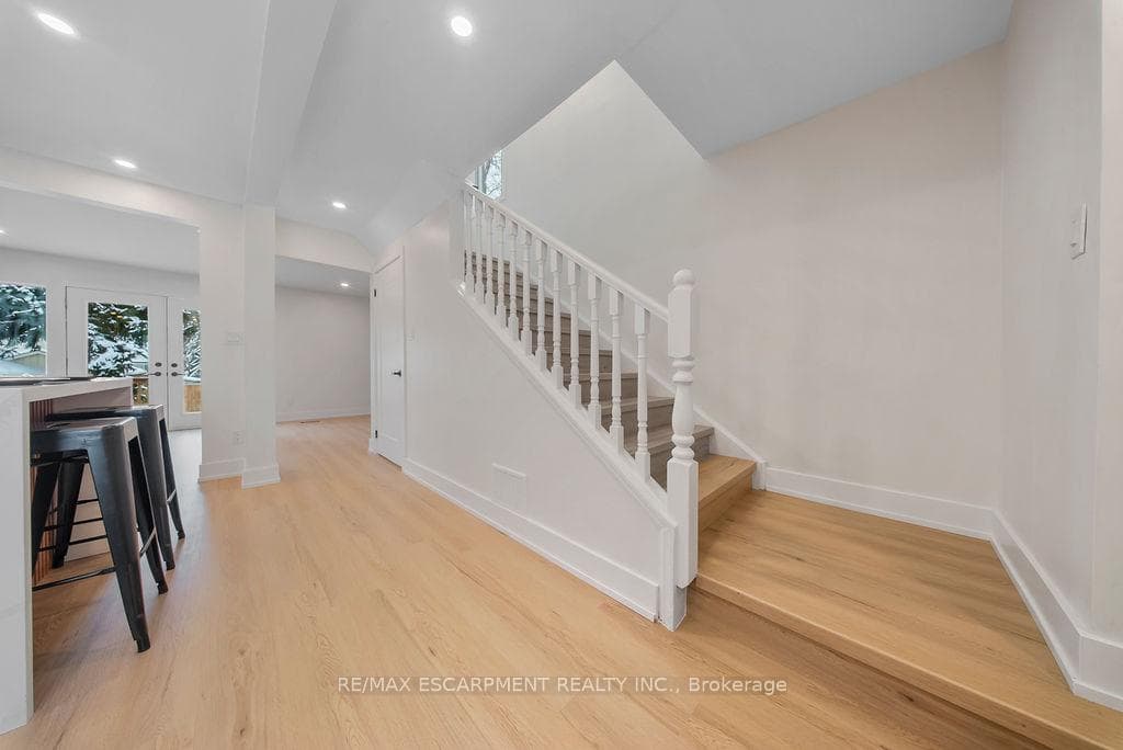 151 East 21st Street photo 19