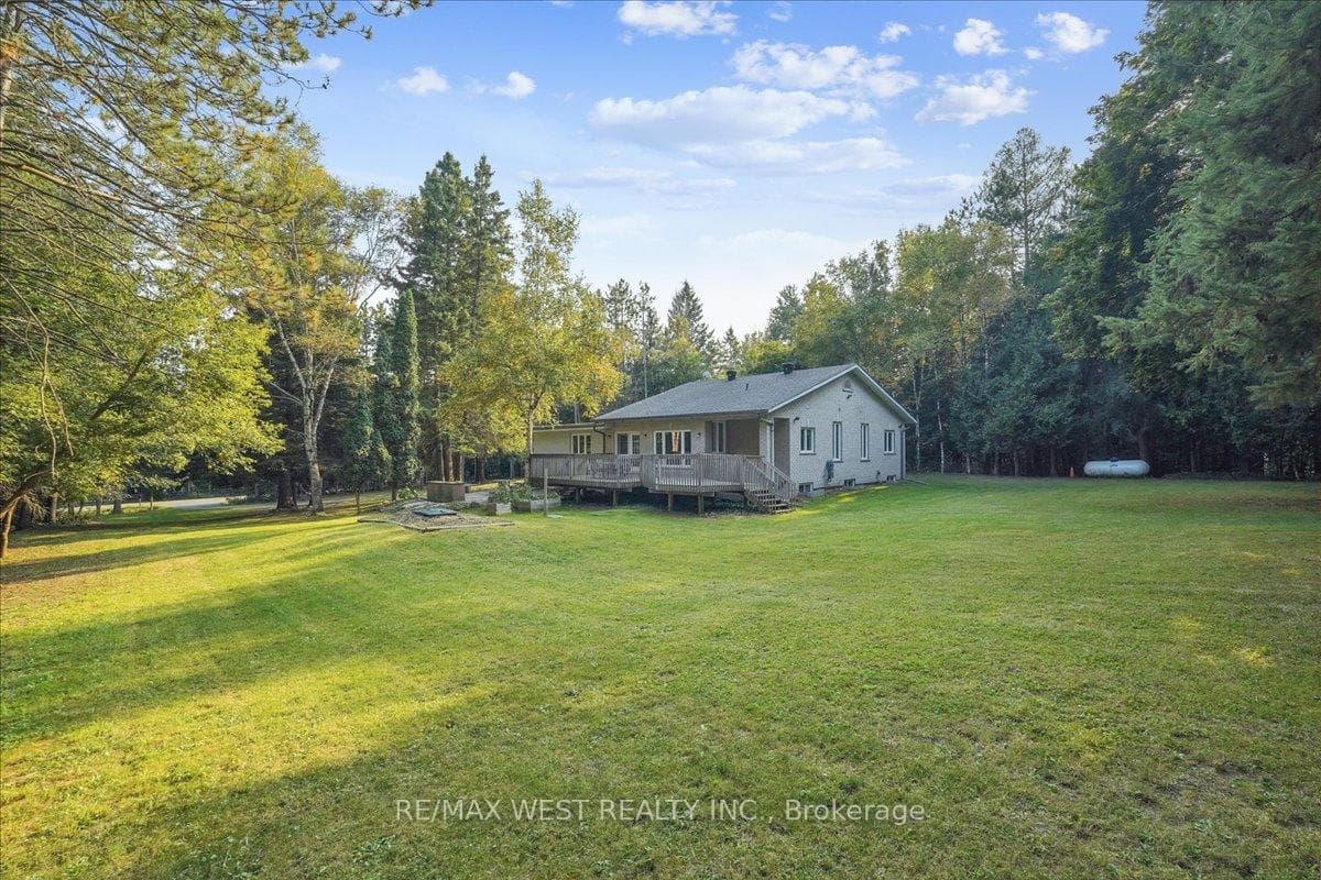 3600 16th Sideroad N/A photo 19