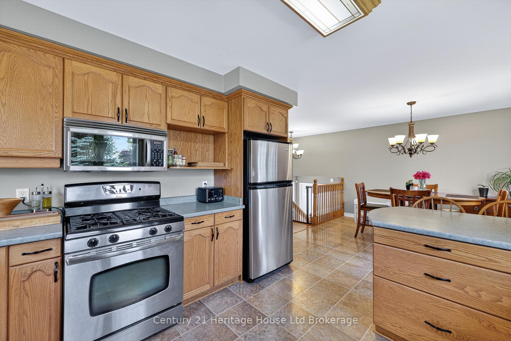 1567 Forestry Farm Road photo 10
