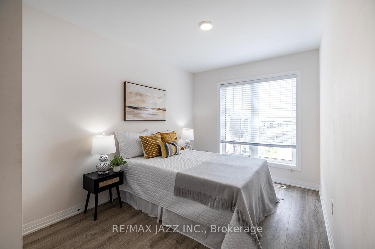 74 Ambereen Place photo 35