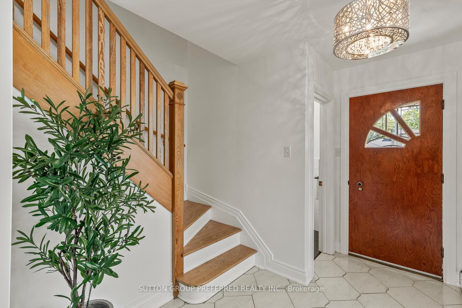 431 Ridout Street photo 5
