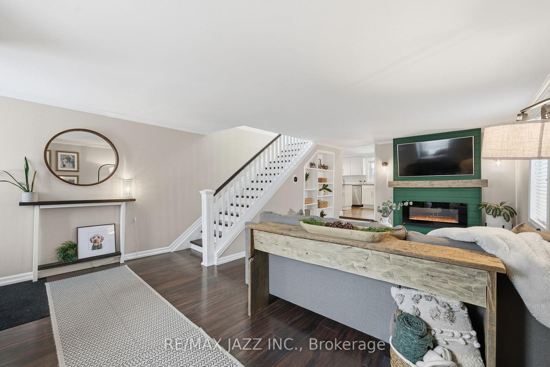 922 Byron Street photo 8