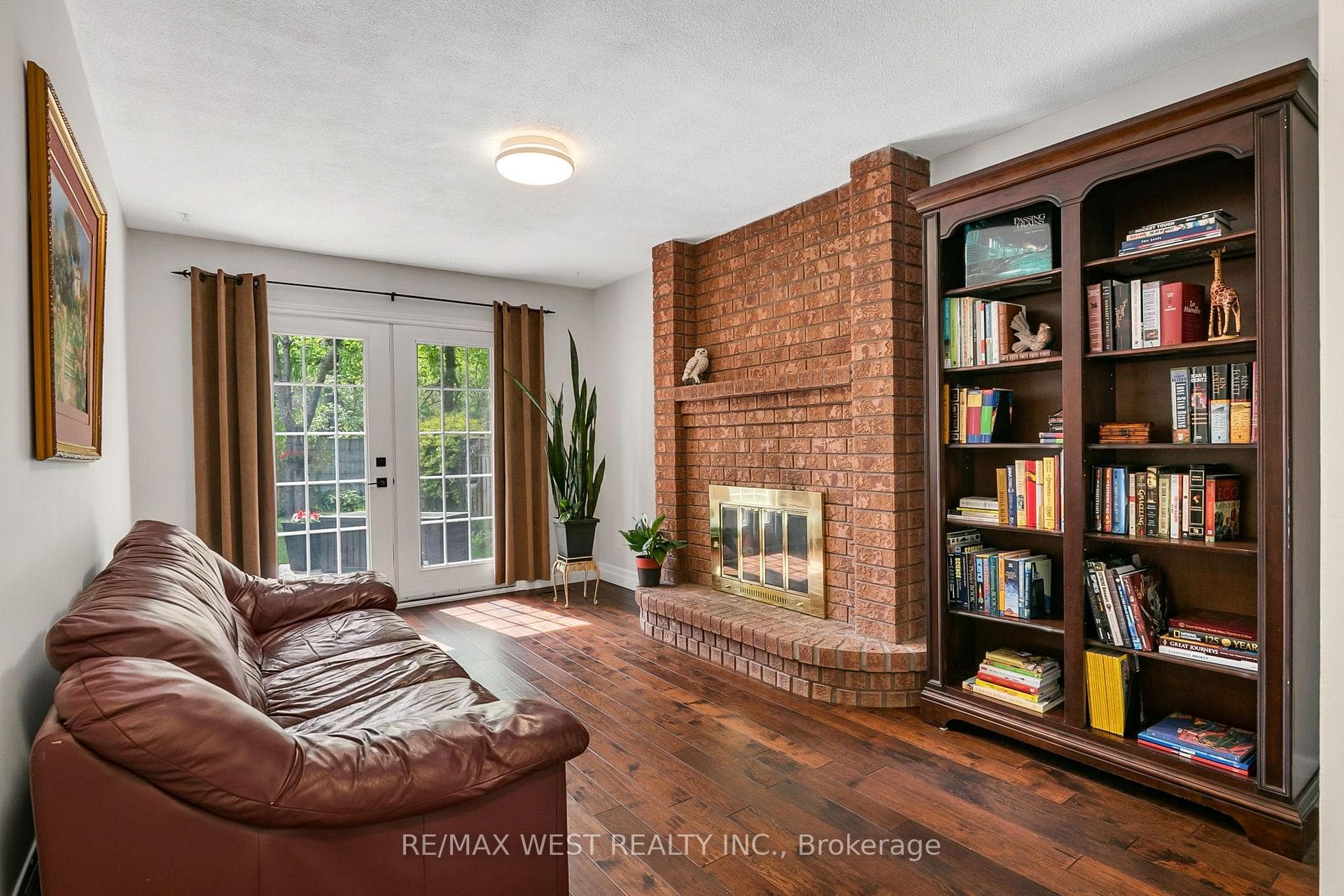 930 Maramis Court photo 20