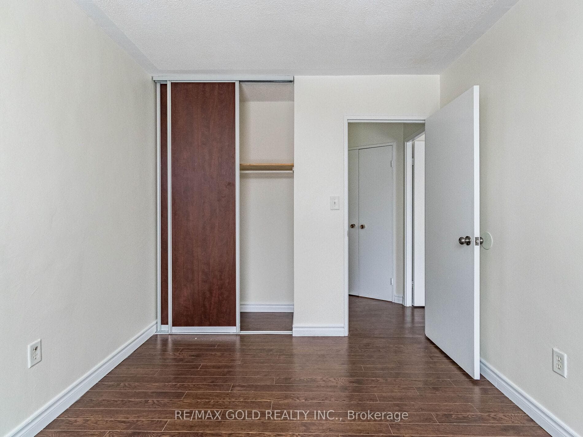 345 Driftwood Avenue Unit 407 photo 25