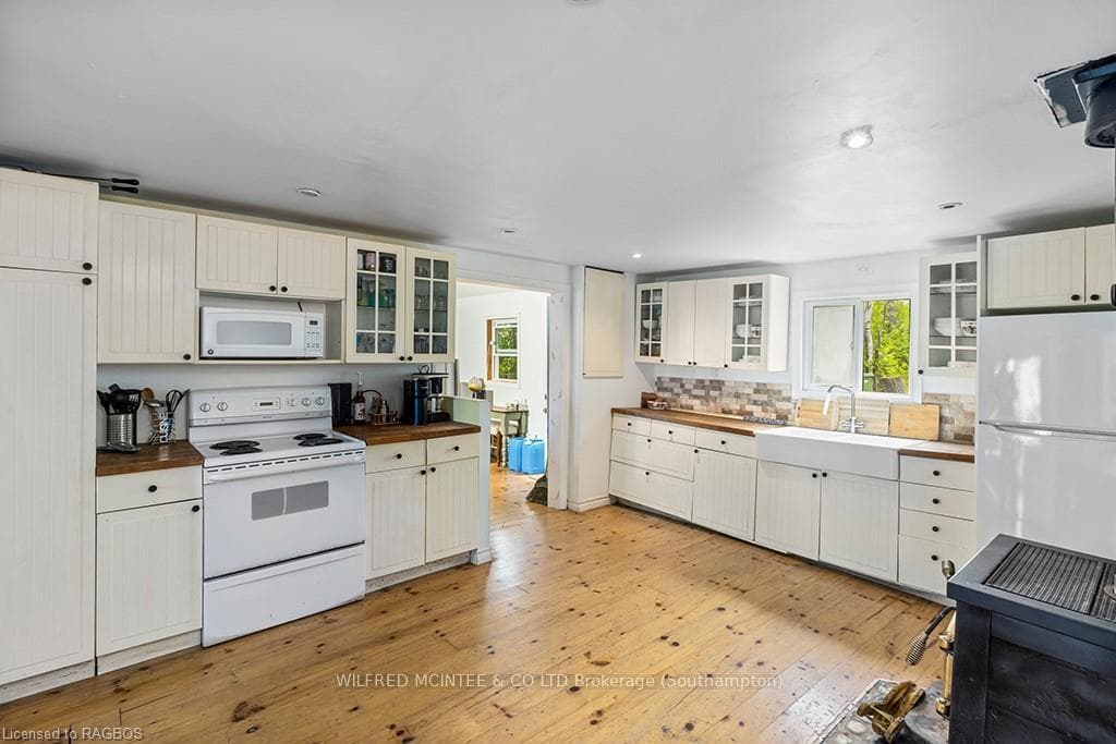 483 BRUCE ROAD 13 N/A photo 32