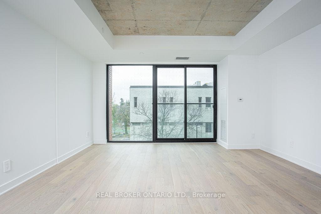 2720 Dundas Street Unit 305 photo 4