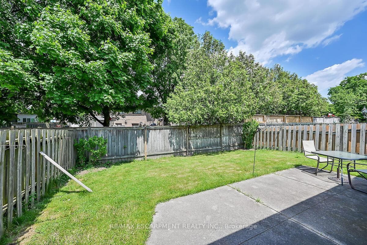 50 Athenia Drive photo 30