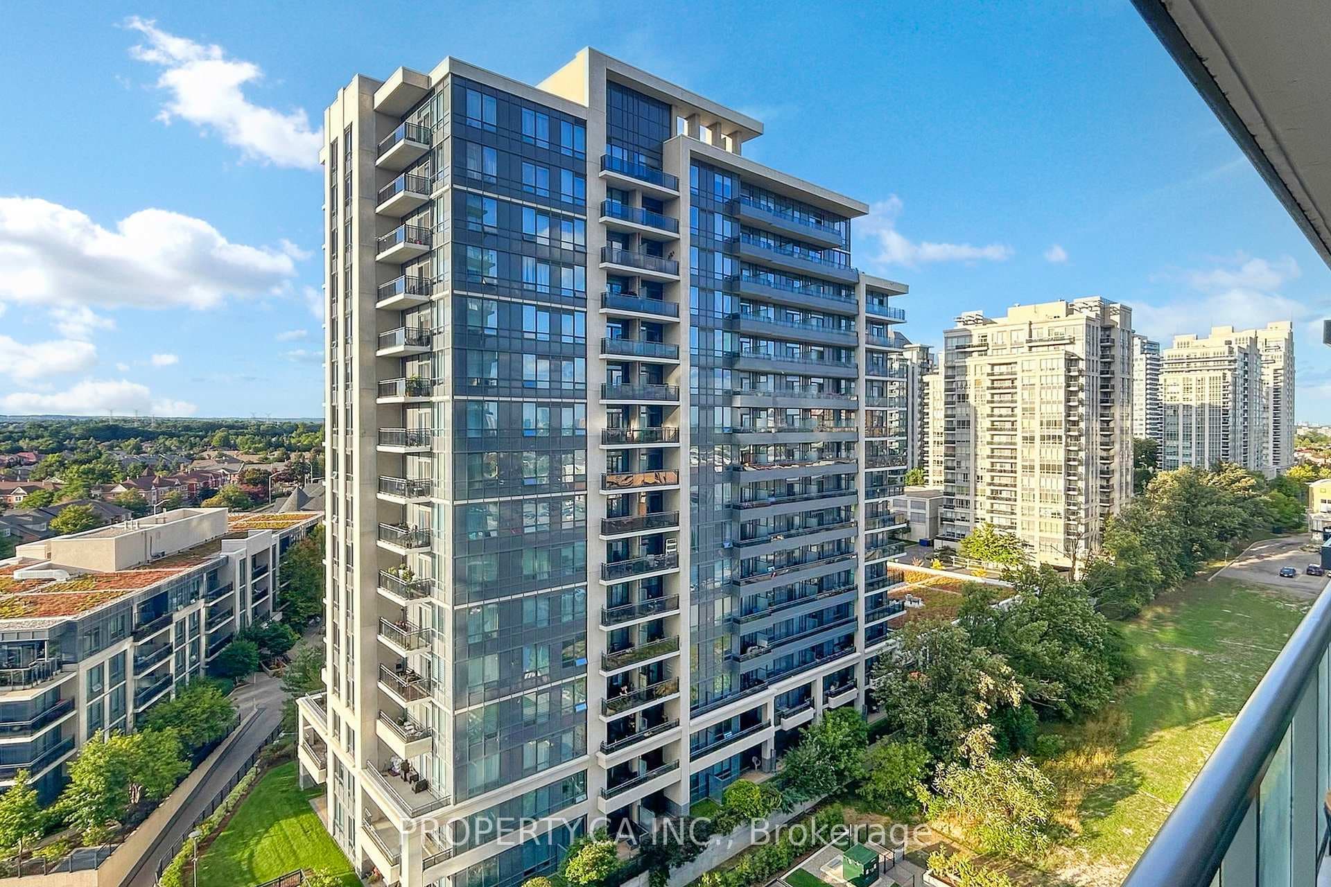 20 Gatineau Drive Unit 1009 photo 24