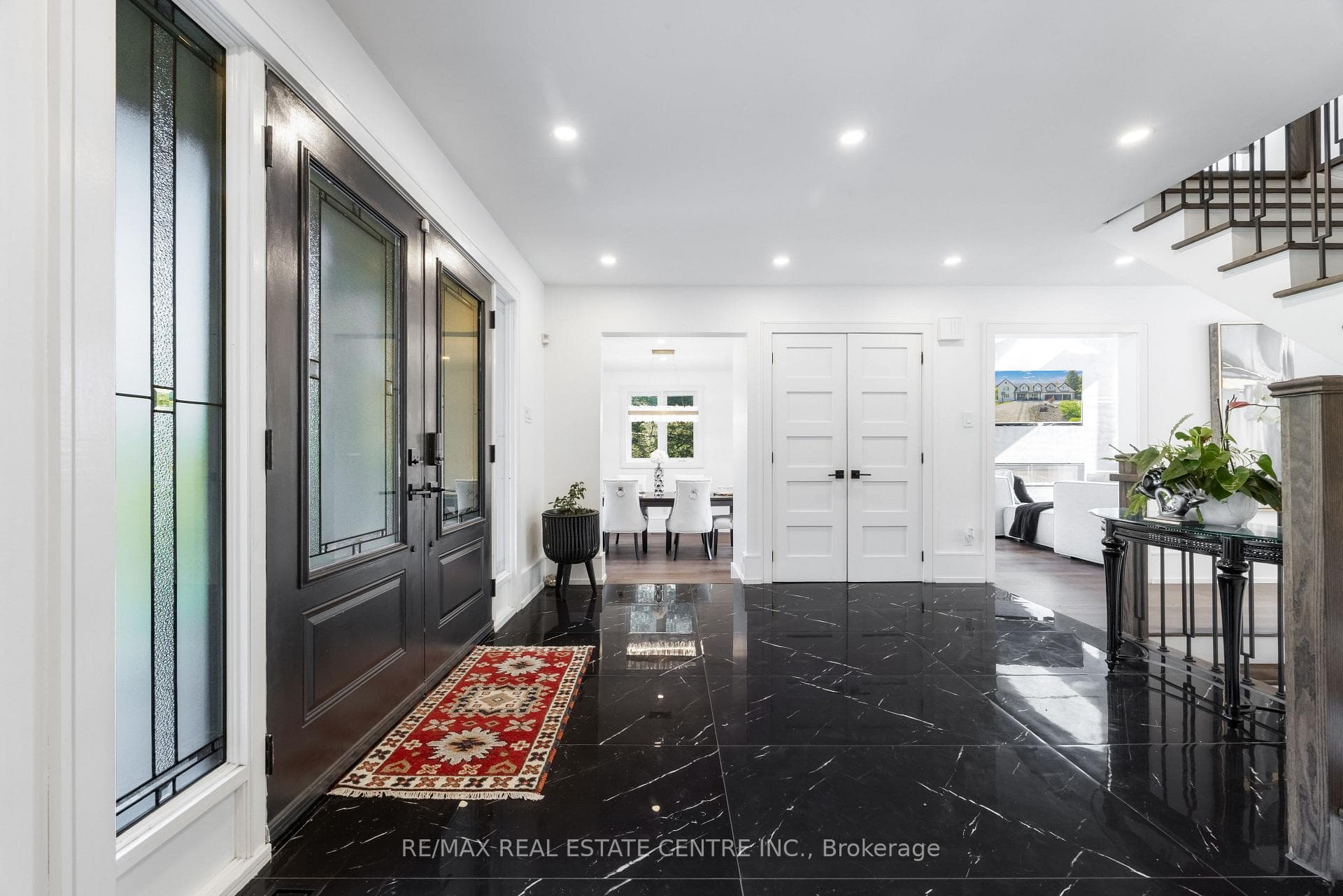 6 Country Lane Drive photo 5