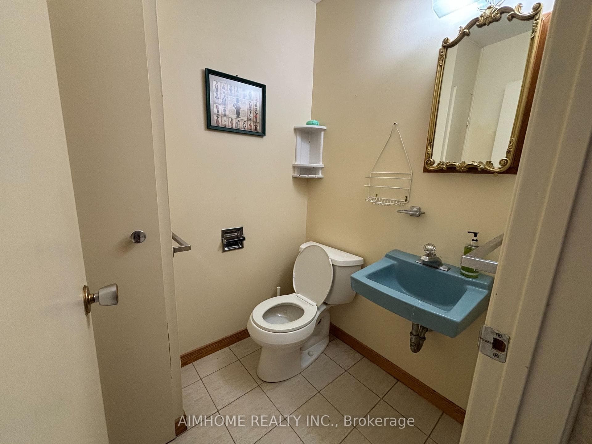 29 Snowshoe Crescent photo 15