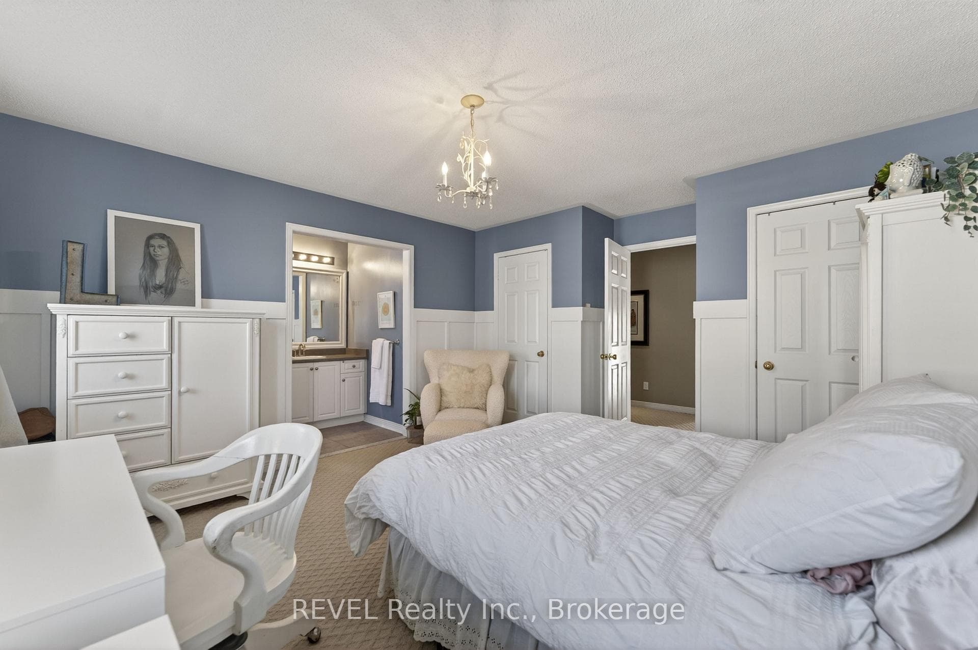 4266 Clubview Drive photo 28