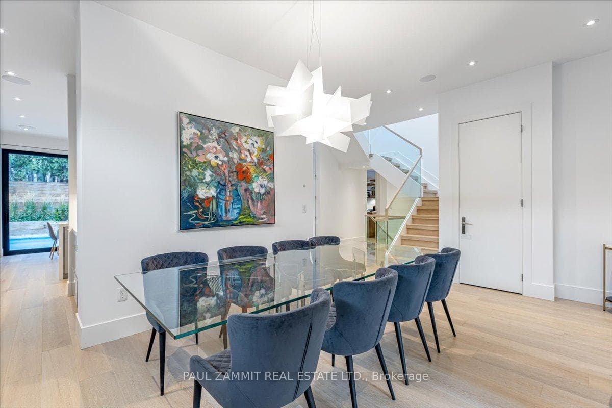 14 Rothsay Road photo 8