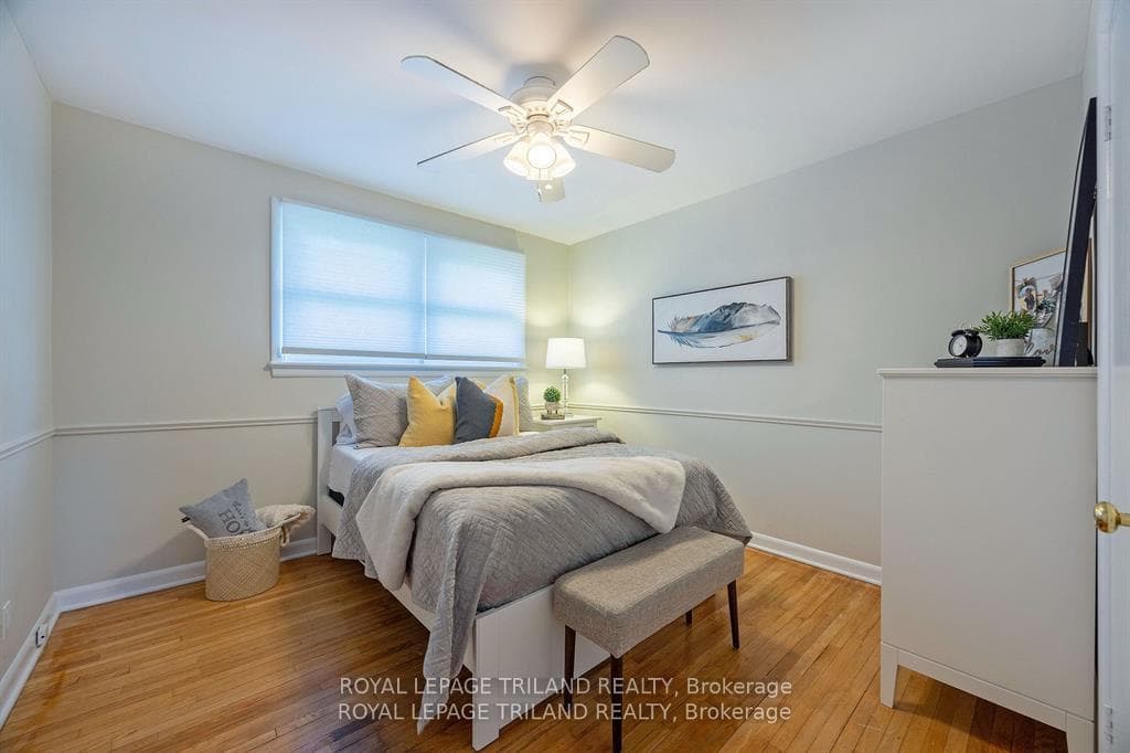 859 Willow Drive photo 9