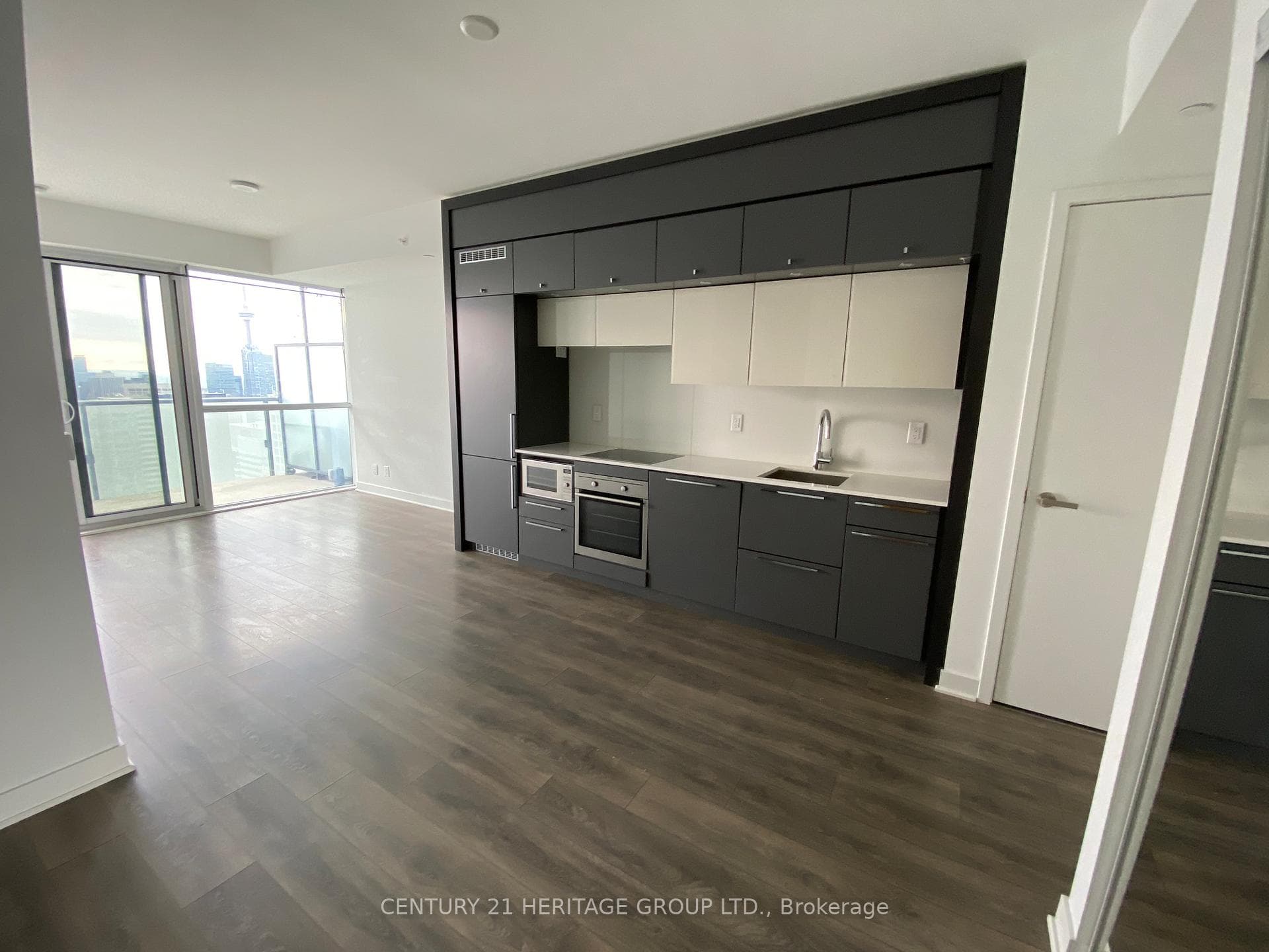 15 Grenville Street Unit 4802 photo 7