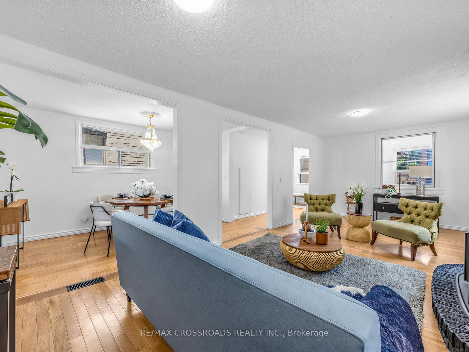 Very large living/dining area.