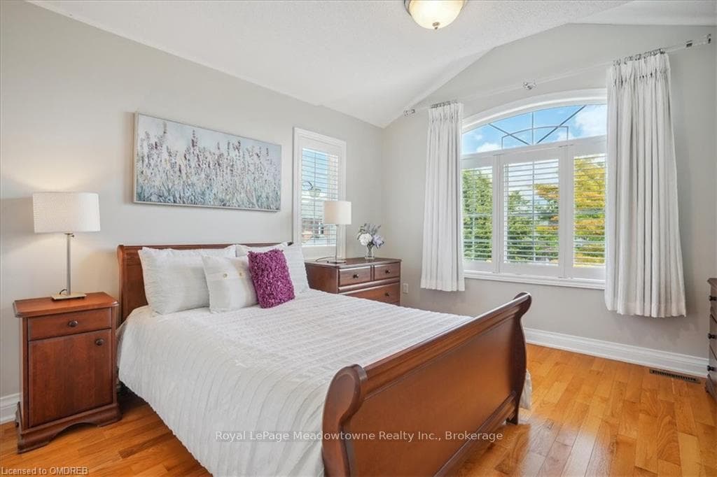 1155 NORRINGTON Place photo 36