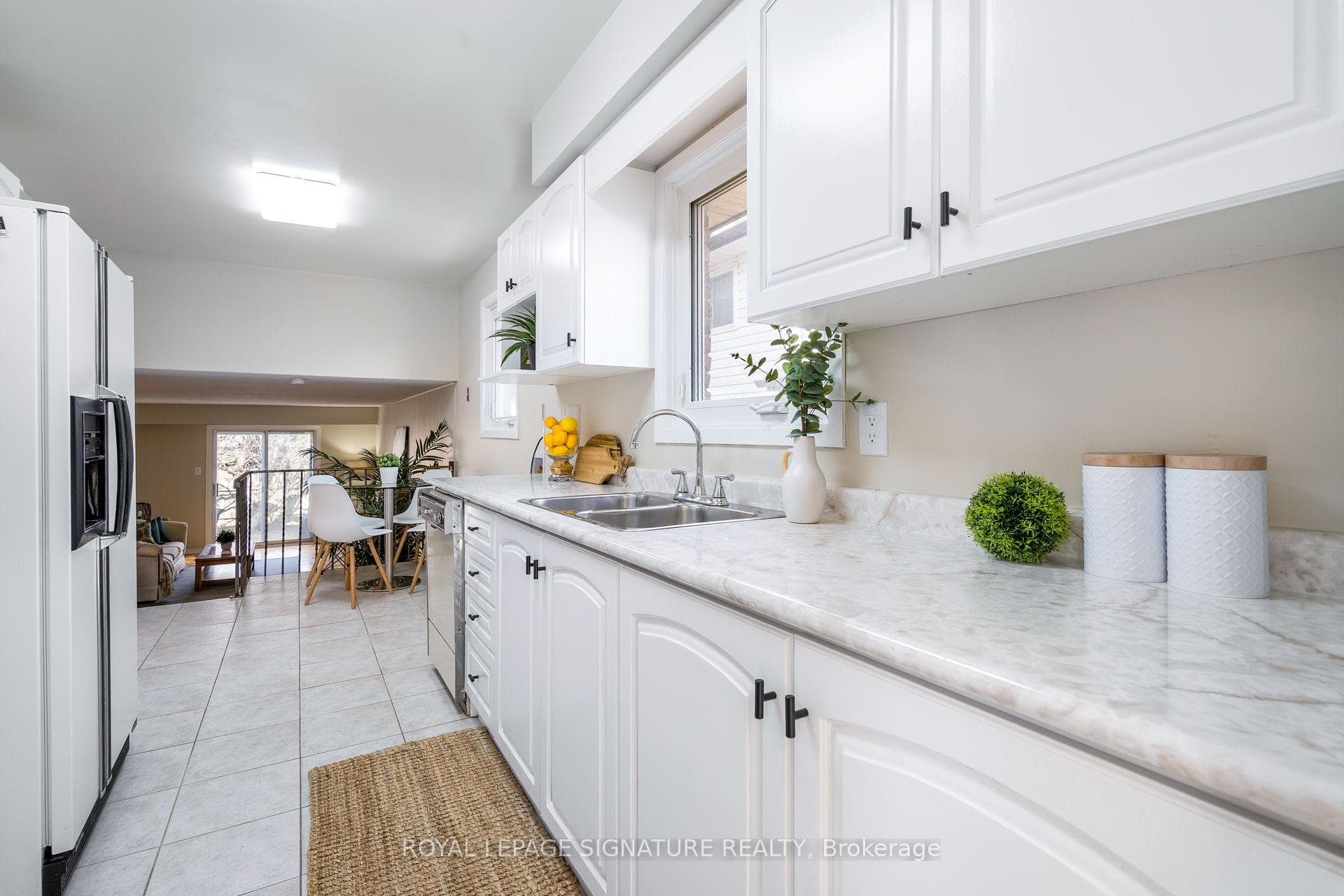 273 Silver Springs Boulevard photo 14