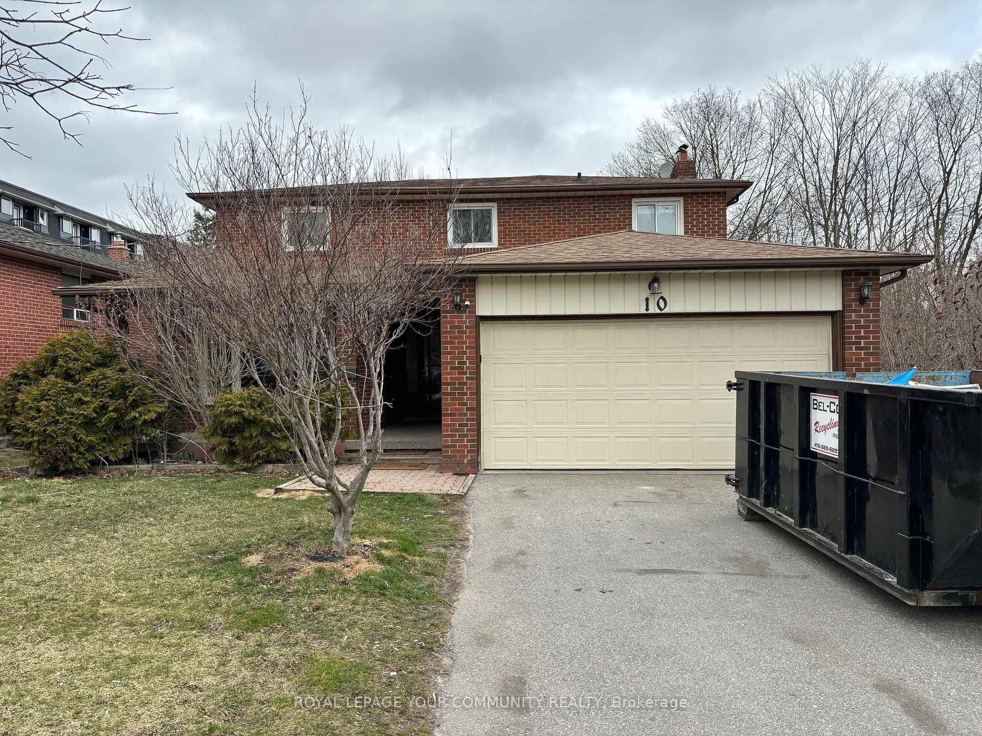 10 Hartman Avenue photo 1