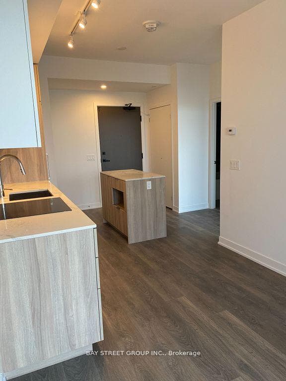 15 Holmes Avenue Unit 2907 photo 2
