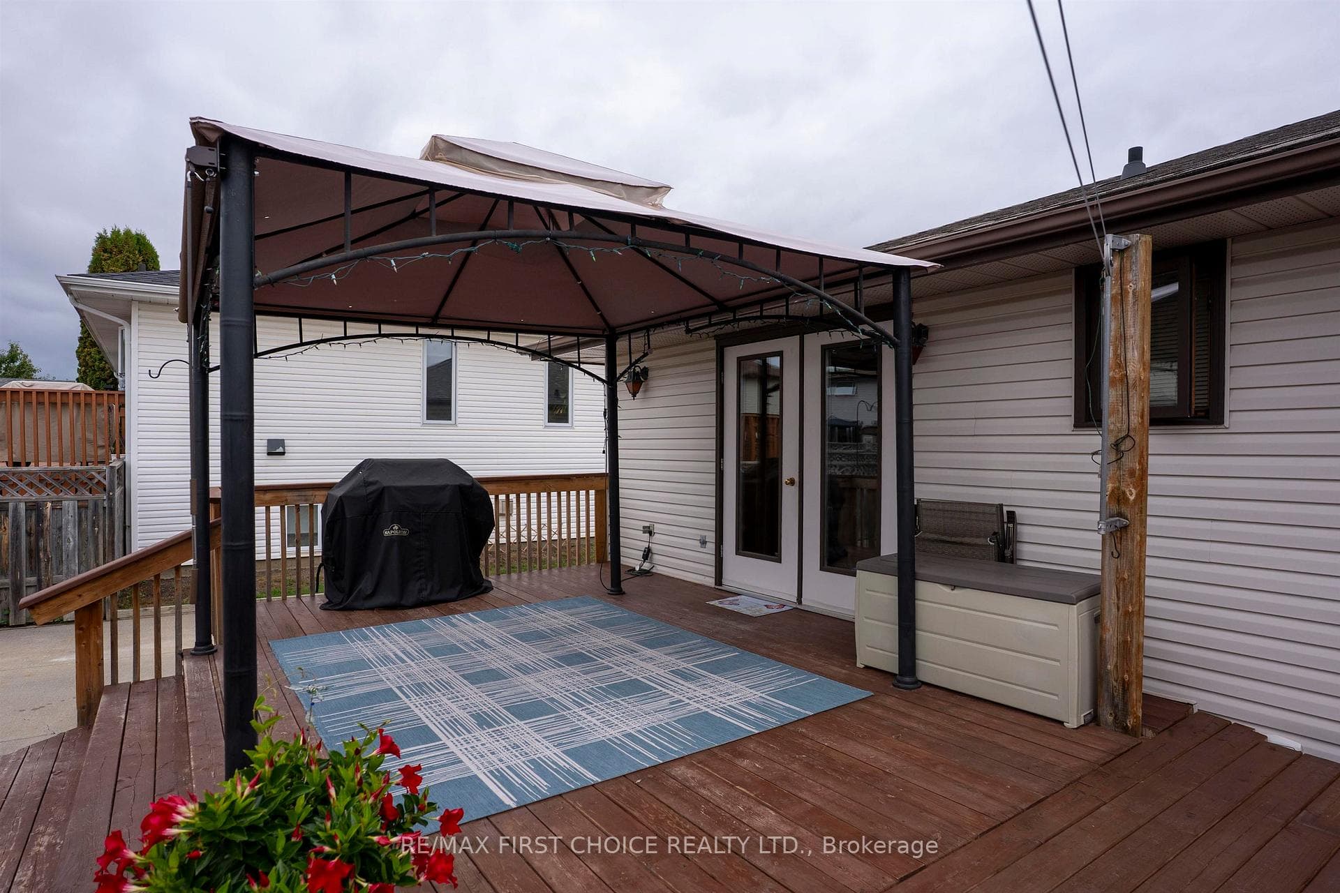 225 FLAMINGO DR photo 45
