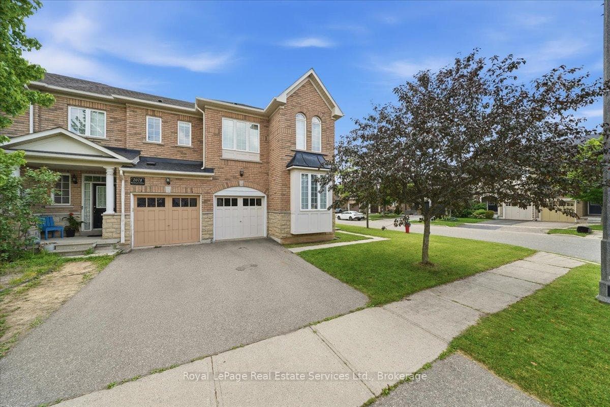 2395 Woodstock Trail photo 5
