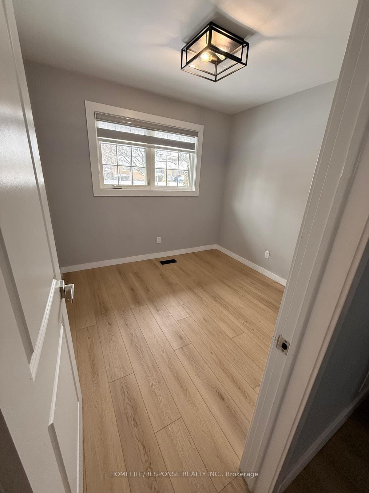 31 Varadi Avenue Unit UPPER photo 7