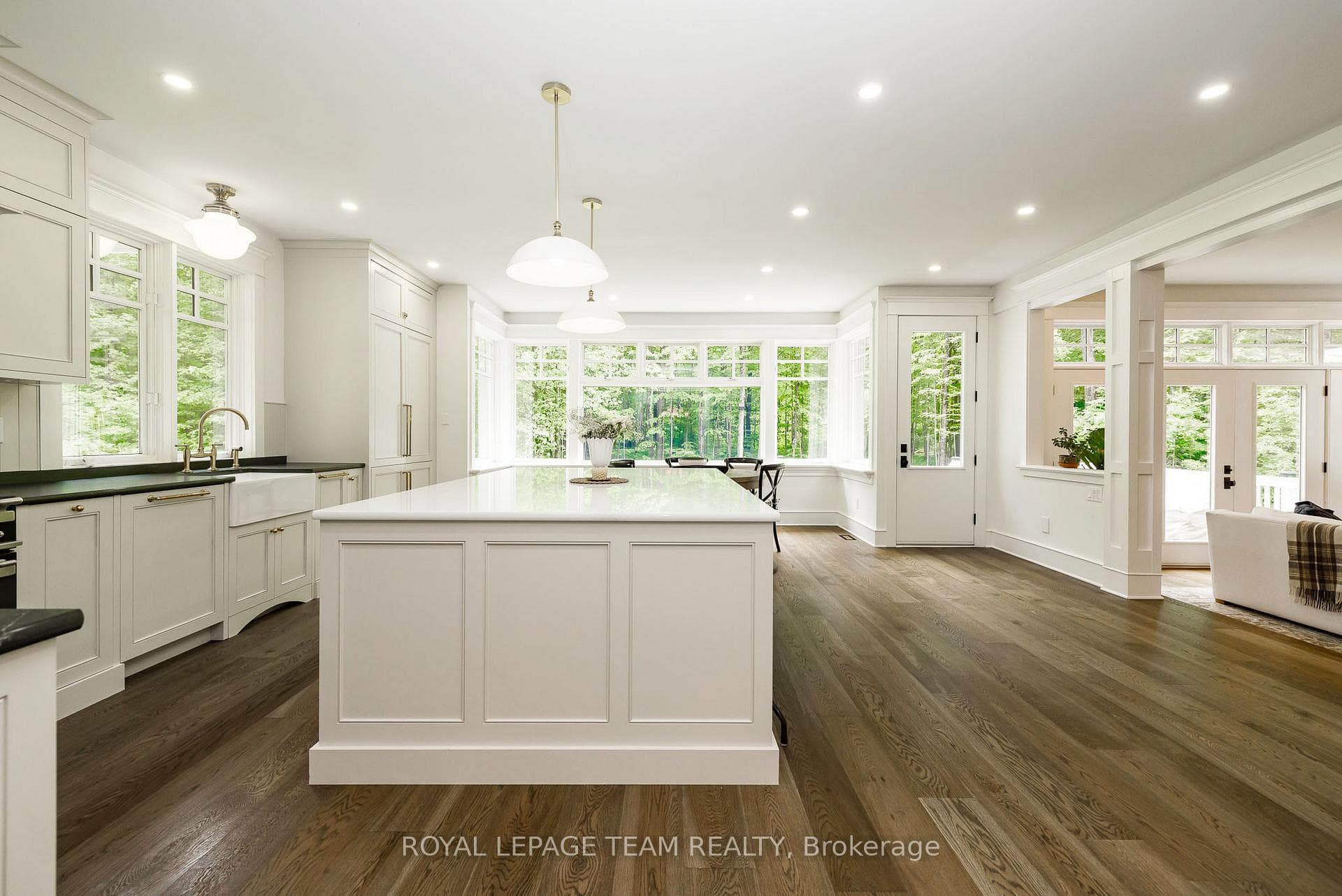 36 MARCHBROOK Circle photo 18