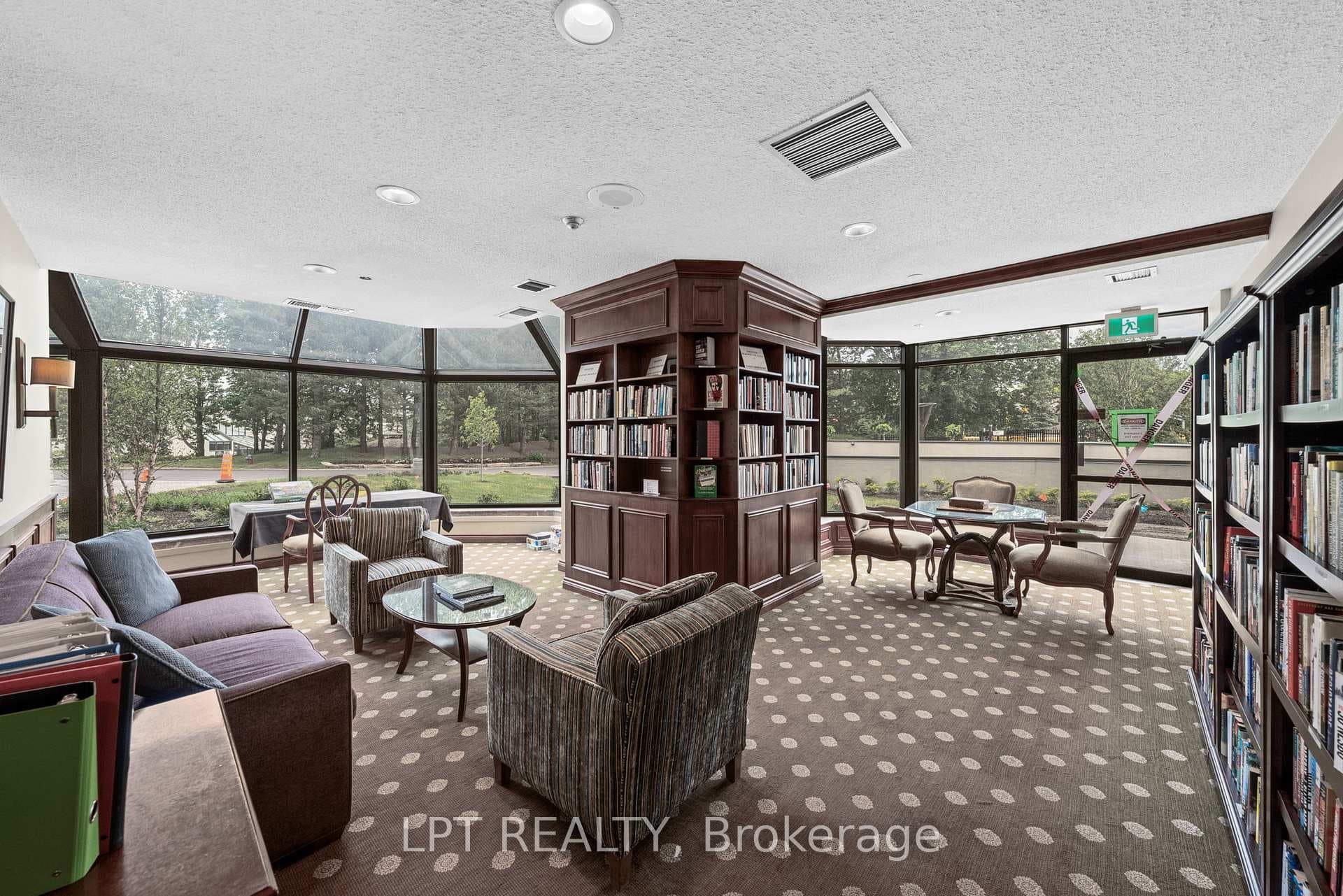 1510 Riverside Drive Unit 1505 photo 35