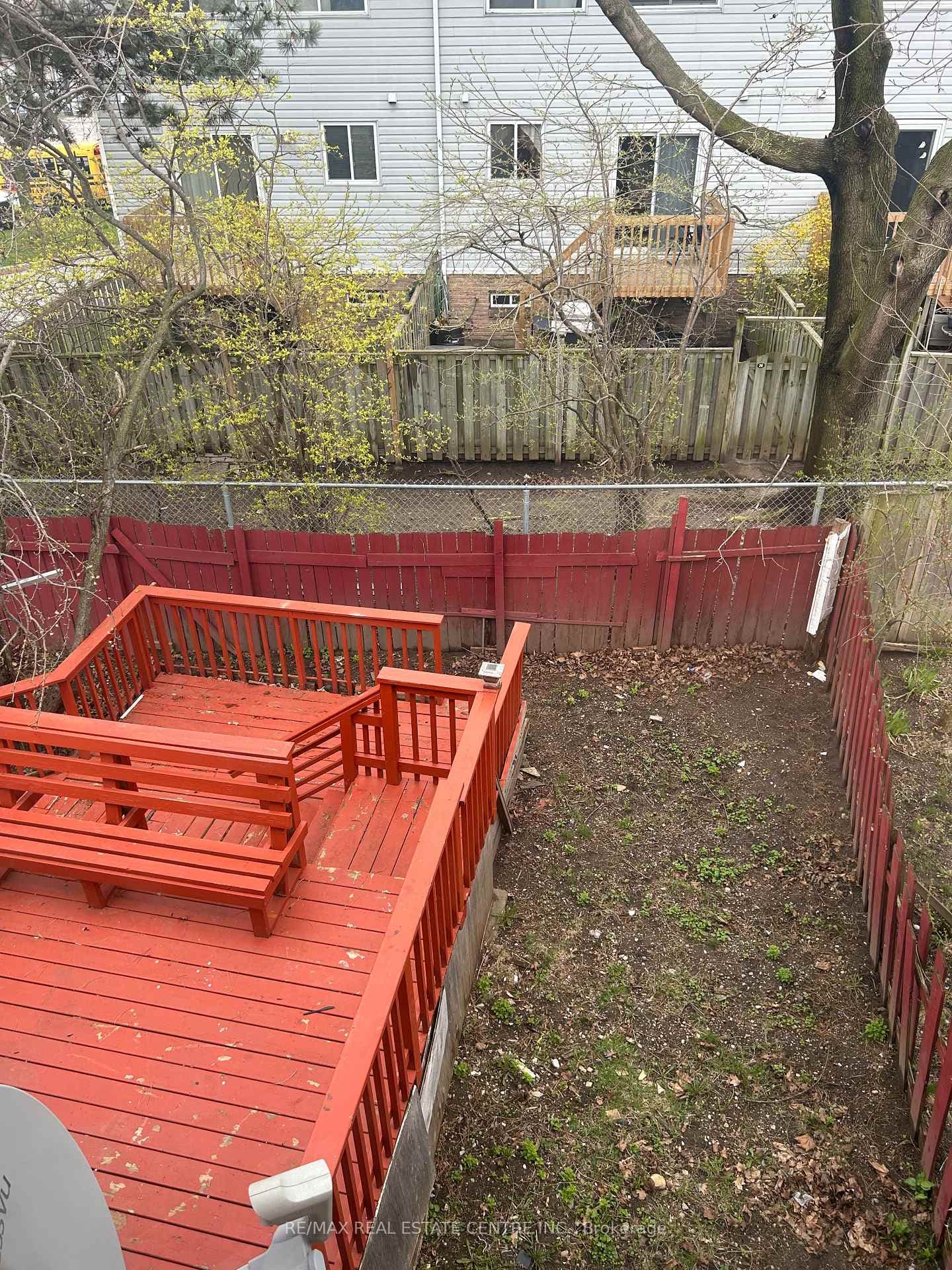 23 Glory Crescent photo 11