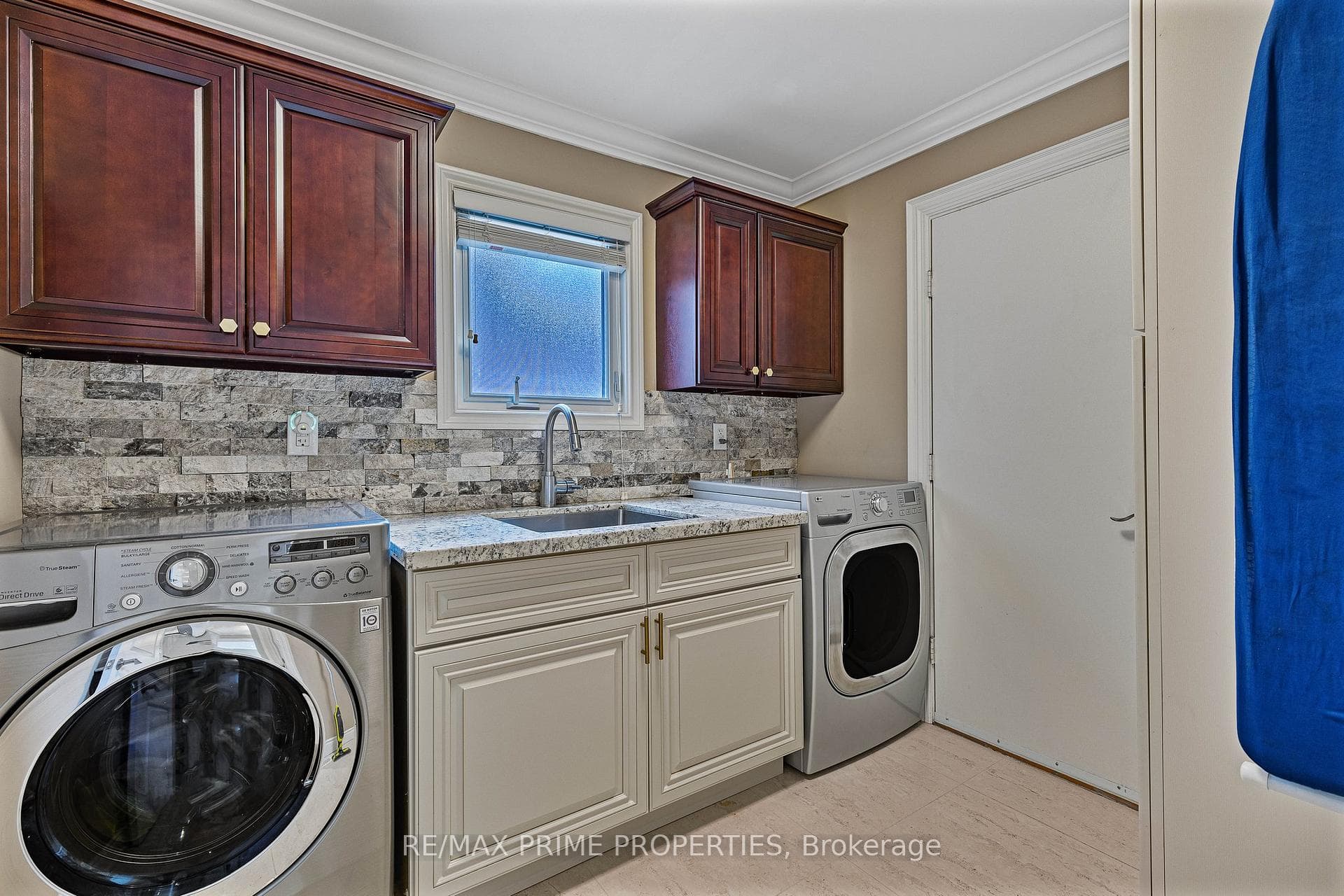 116 De Rose Avenue photo 15
