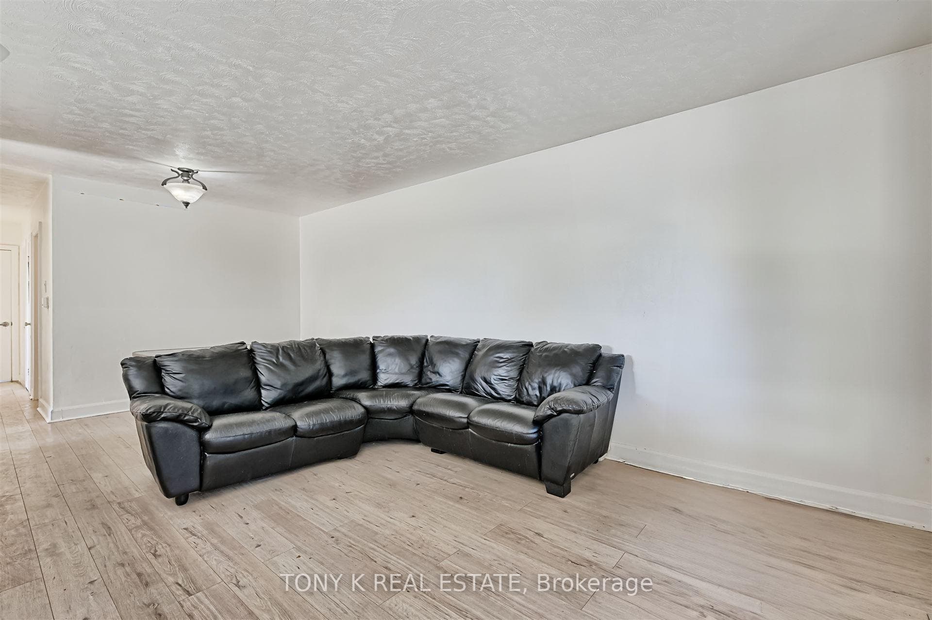 17 Santamonica Boulevard photo 2