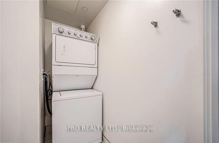 5220 Dundas Street Unit D508 photo 14