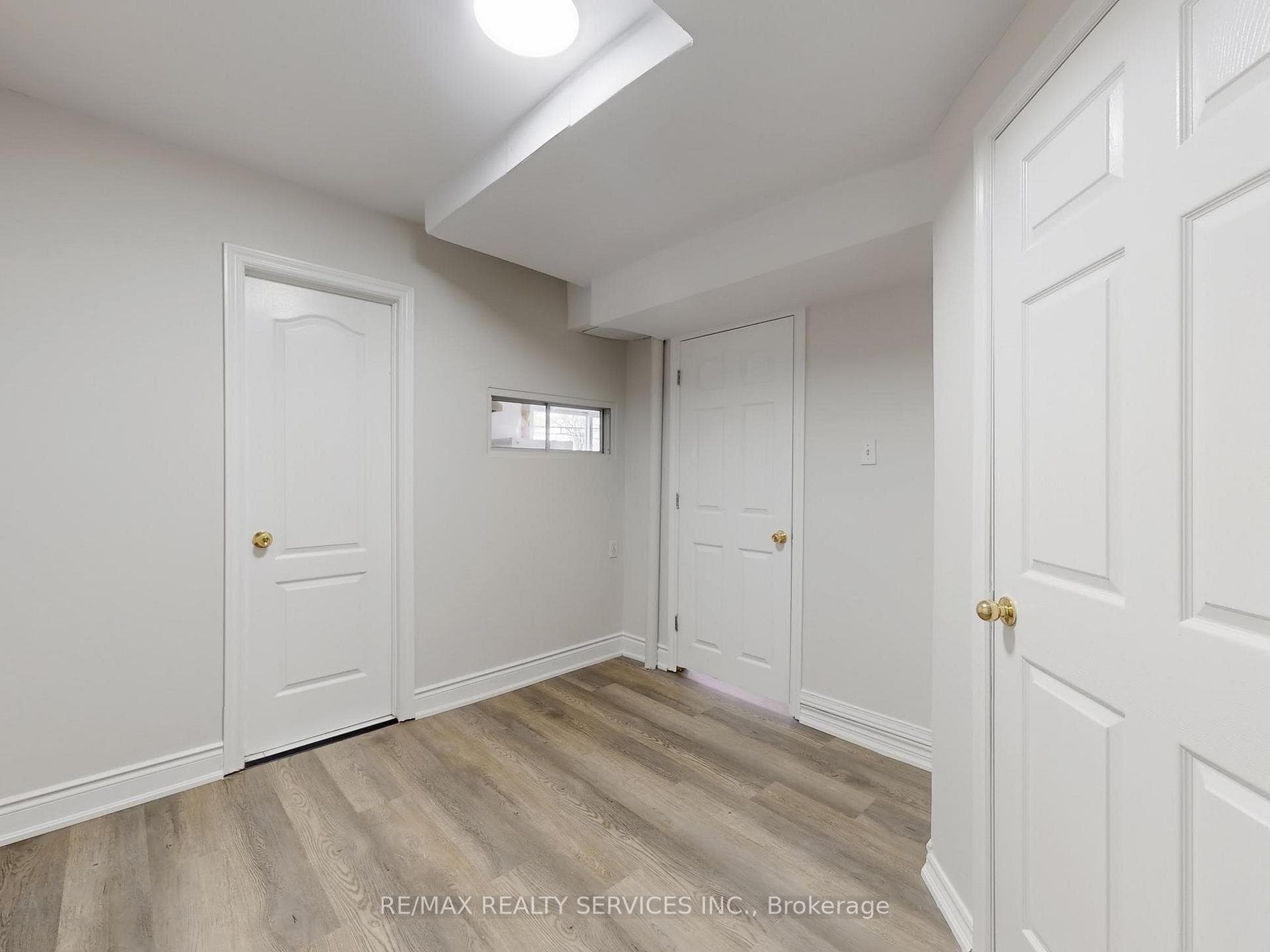 9 Glenridge Road photo 43