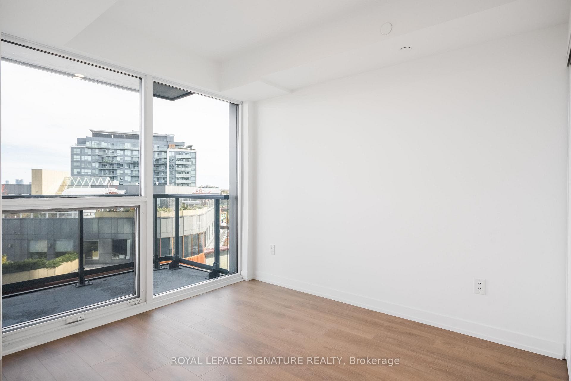 1100 Sheppard Avenue Unit 801 photo 9
