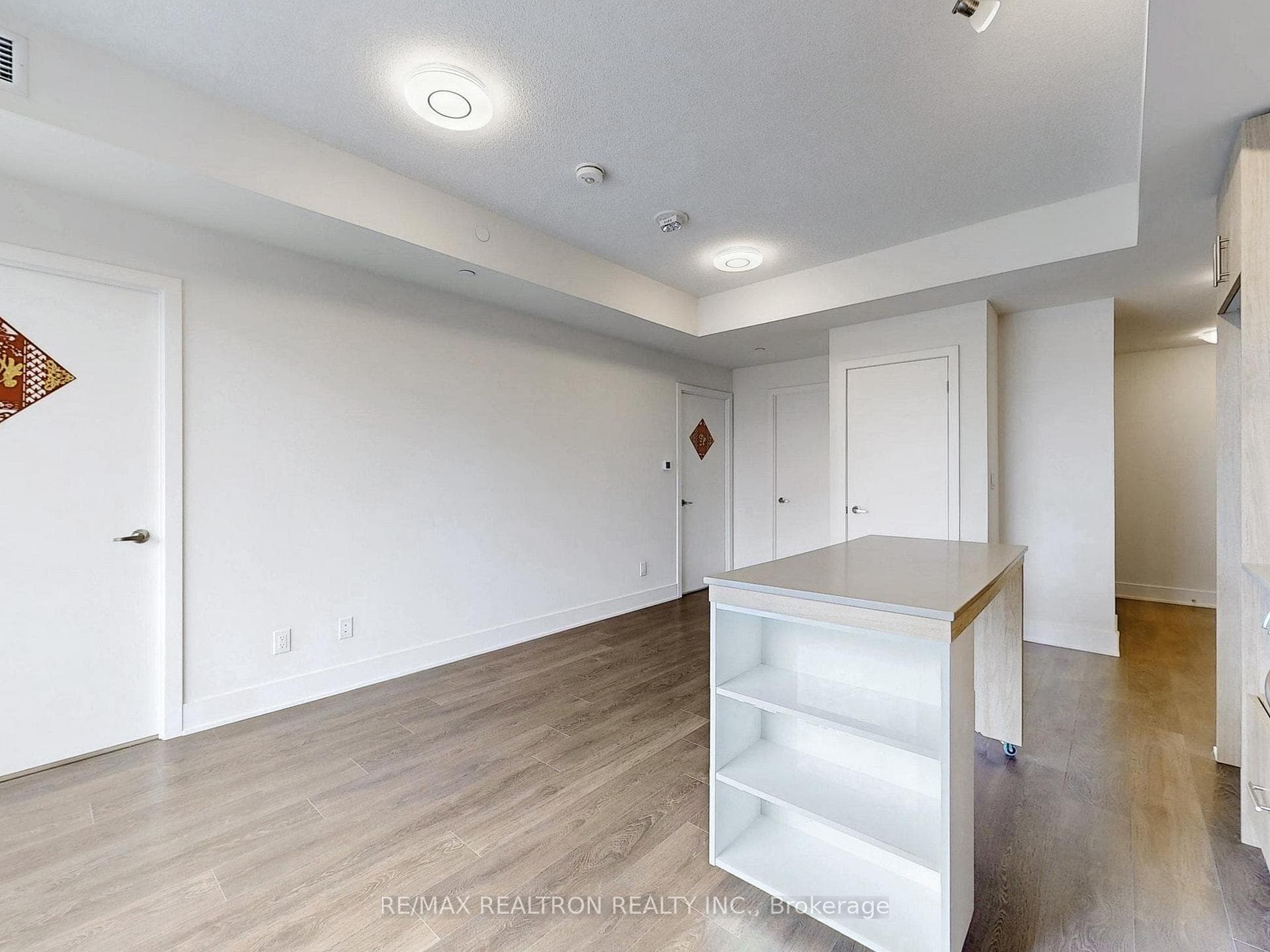 188 Fairview Mall Drive Unit 1515 photo 9