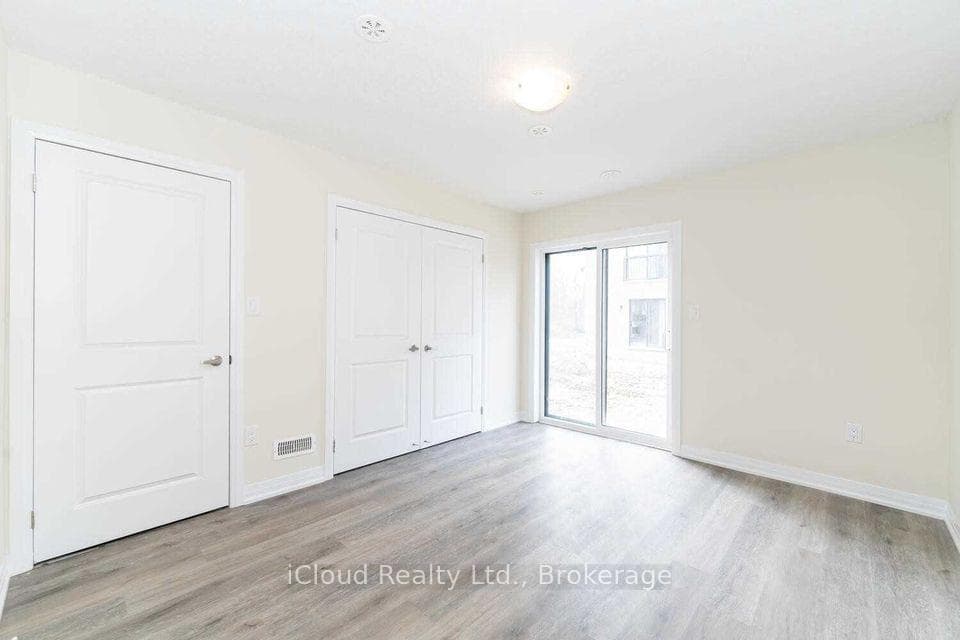 185 Bedrock Drive Unit 32 photo 8