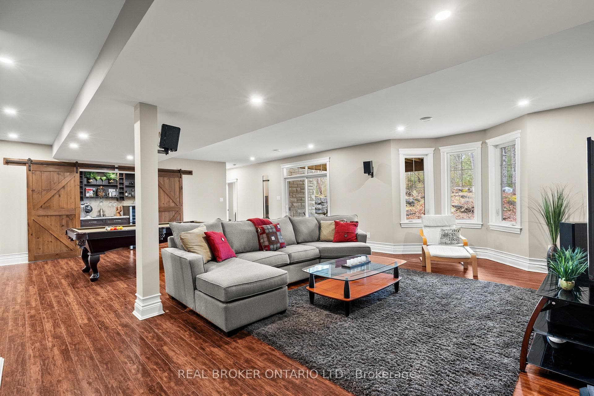 238 Justin Drive photo 29