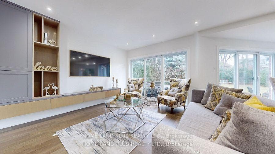 85 Rochester Avenue photo 10