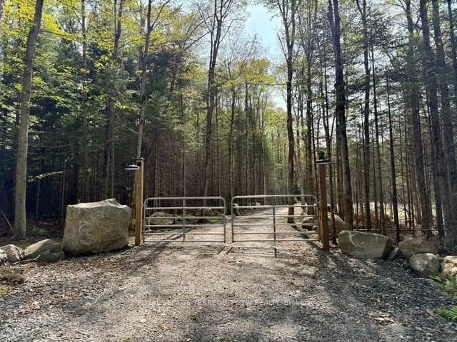 1394 Bartlett Lake Road photo 18