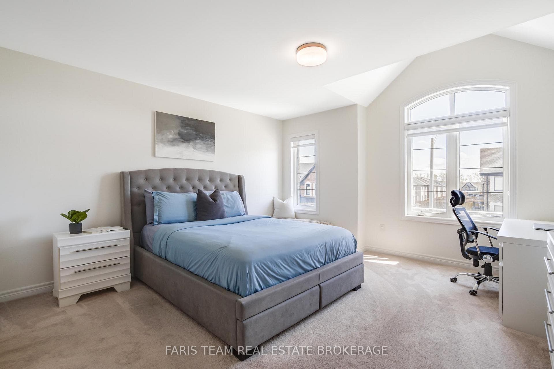 1428 Lawson Street photo 25
