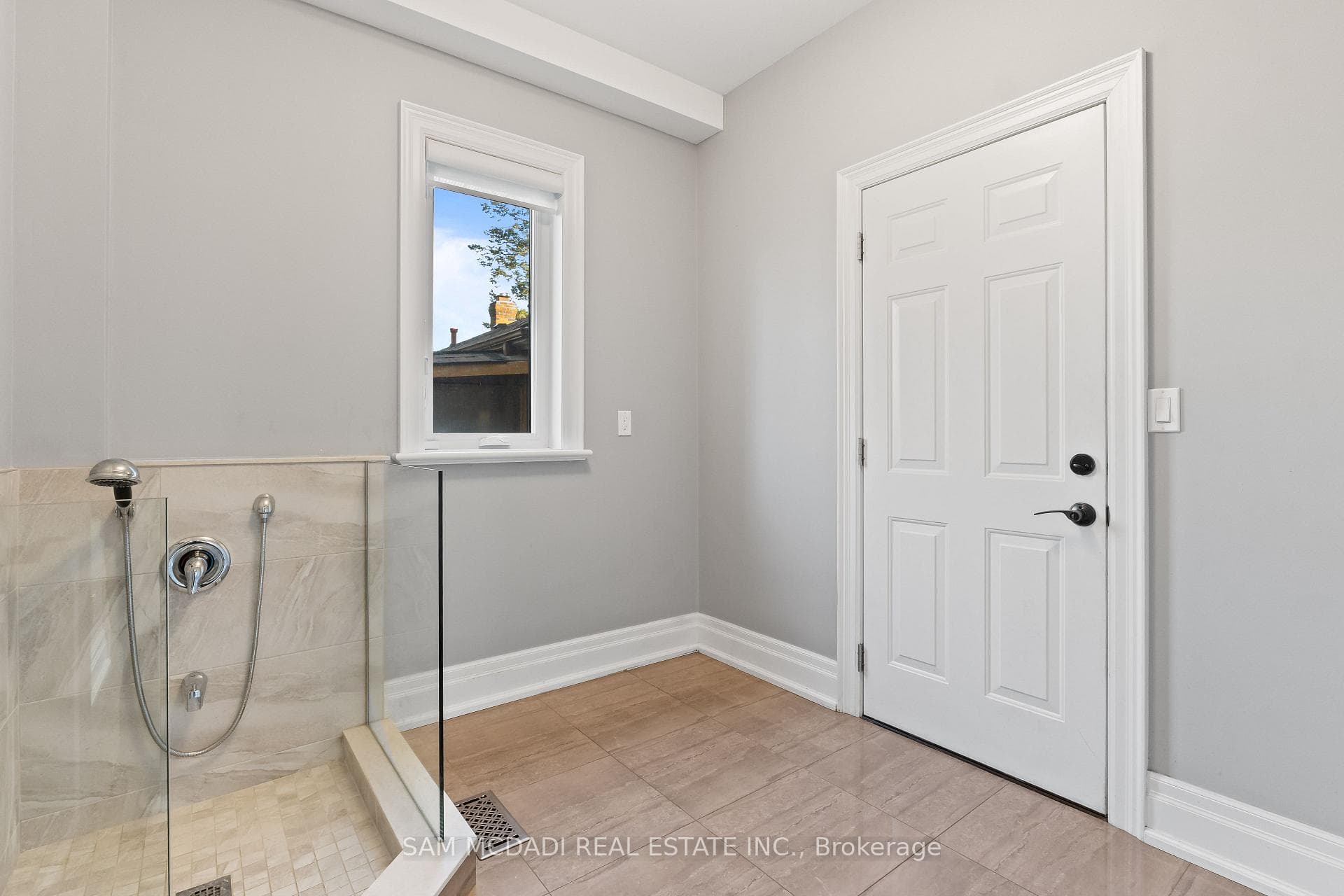 1487 Myron Drive photo 17