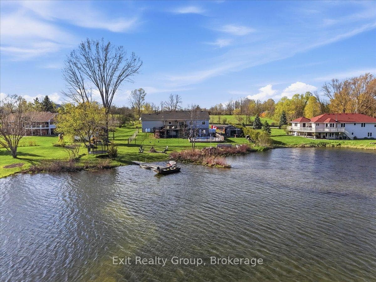544 Shannon Road photo 43